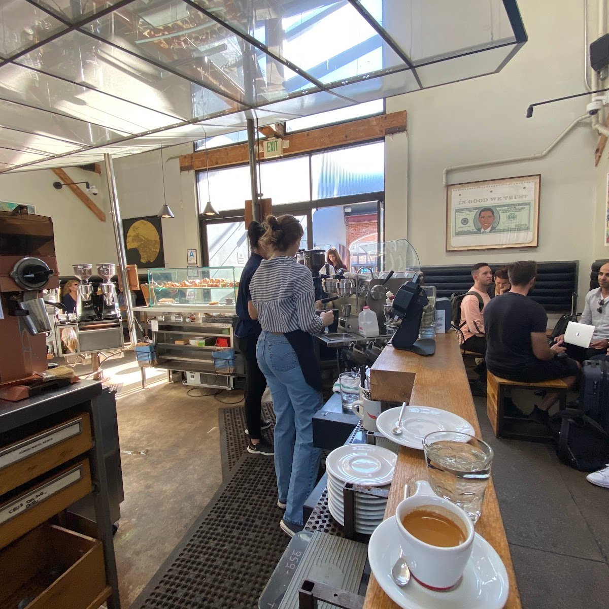 Intelligentsia Coffee Venice specialty coffee shop in Los Angeles - photo 11