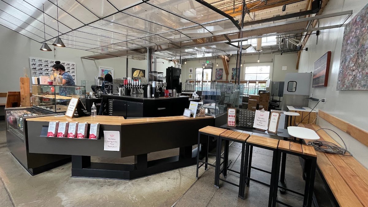 Intelligentsia Coffee Venice specialty coffee shop in Los Angeles - photo 2