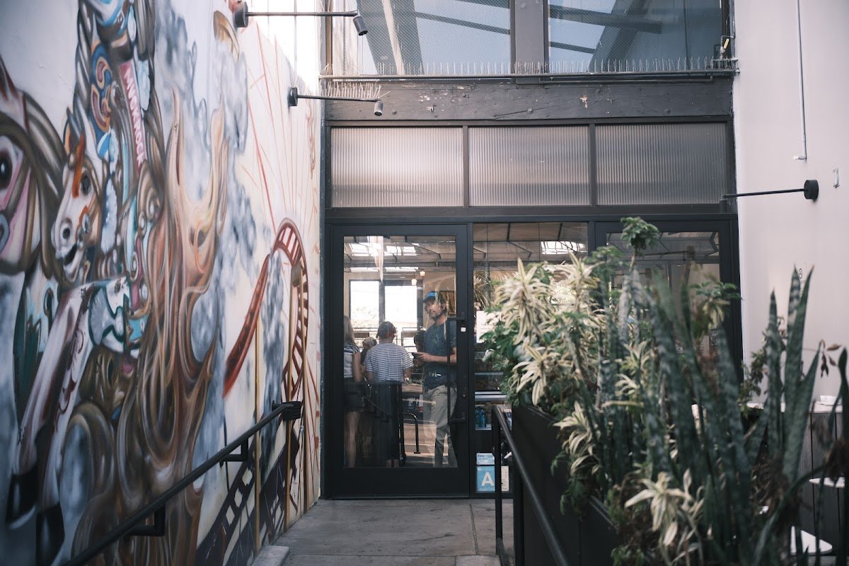 Intelligentsia Coffee Venice specialty coffee shop in Los Angeles - photo 8