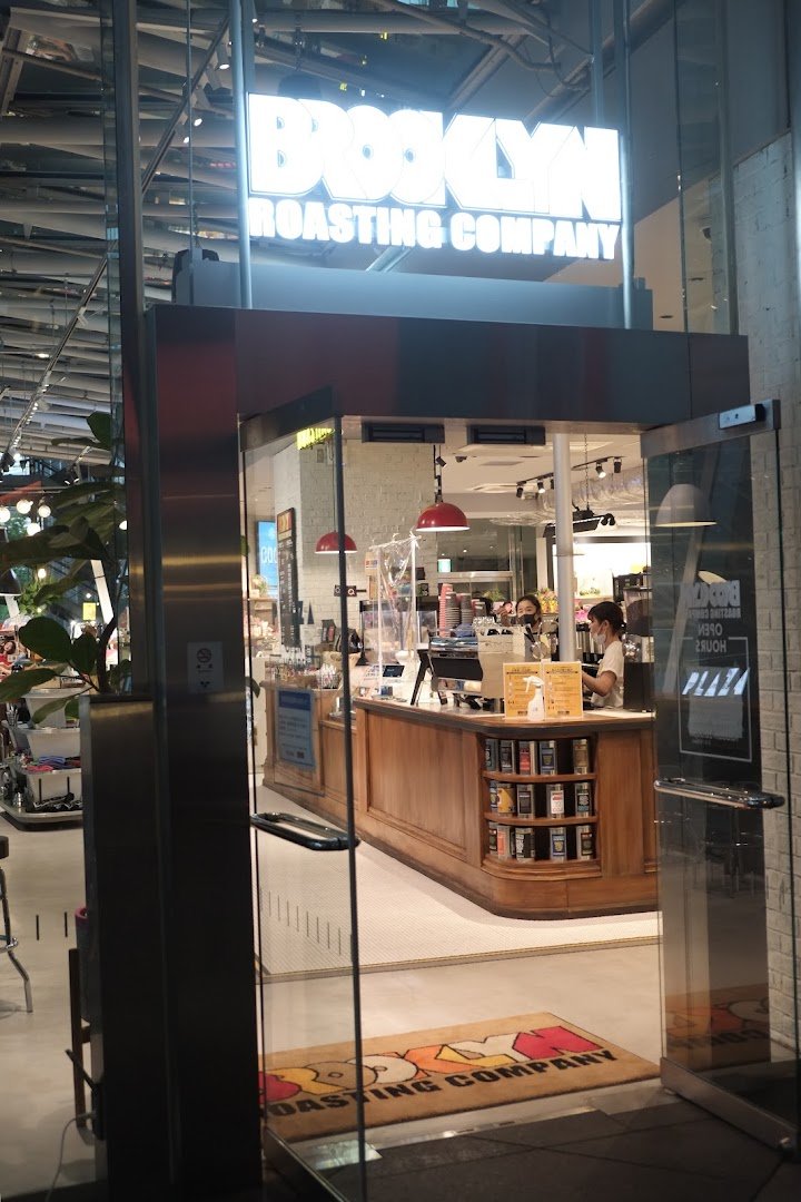 Storefront of Brooklyn Roasting Company Tokyo International Forum, specialty coffee shop in Tokyo