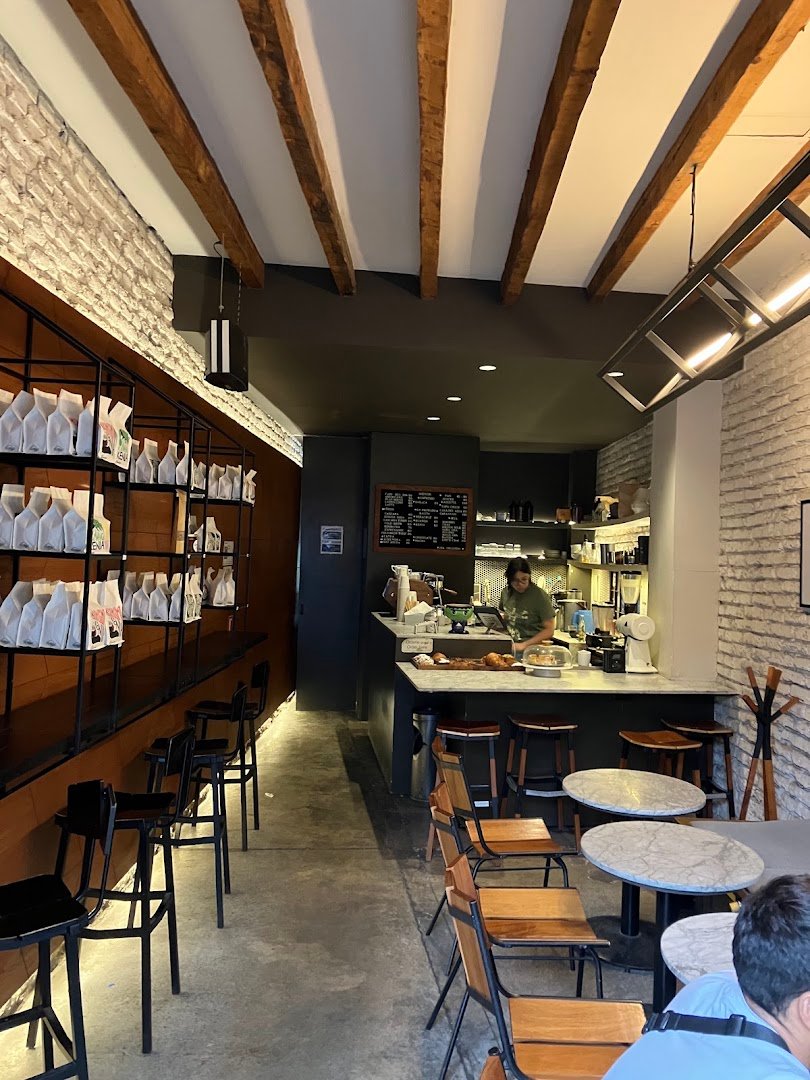 Interior of Qūentin Café, specialty coffee shop in Mexico City