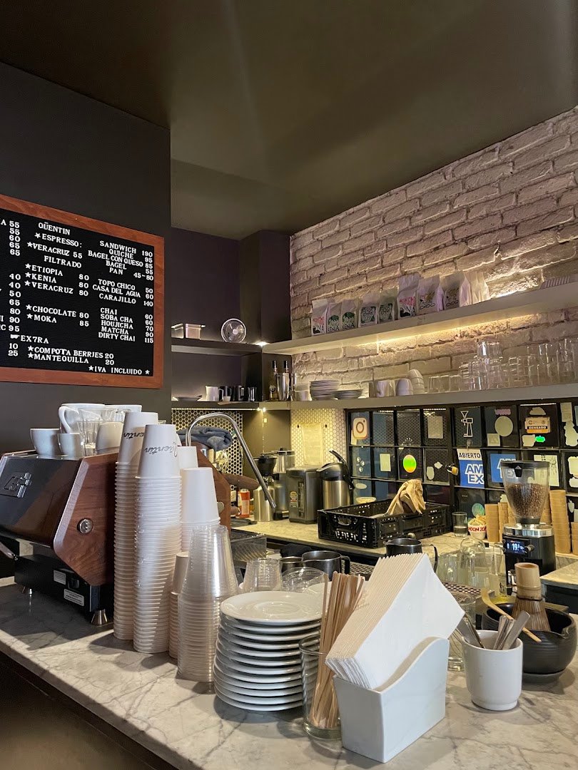 Interior of Qūentin Café, specialty coffee shop in Mexico City