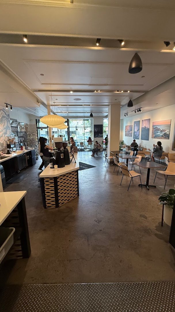 Backporch Coffee Roasters specialty coffee shop in Bend - photo 7