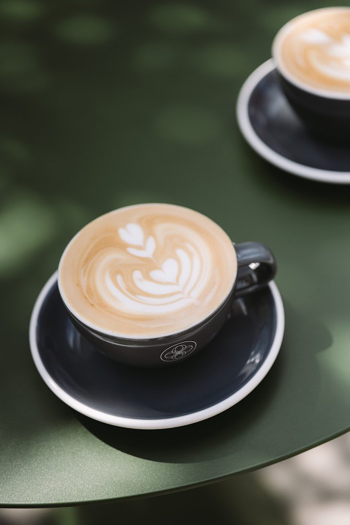 House of Healing Berlin Café specialty coffee shop in Berlin - photo 3