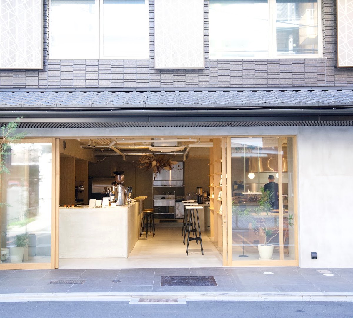 here Kyoto specialty coffee shop in Kyoto - photo 6