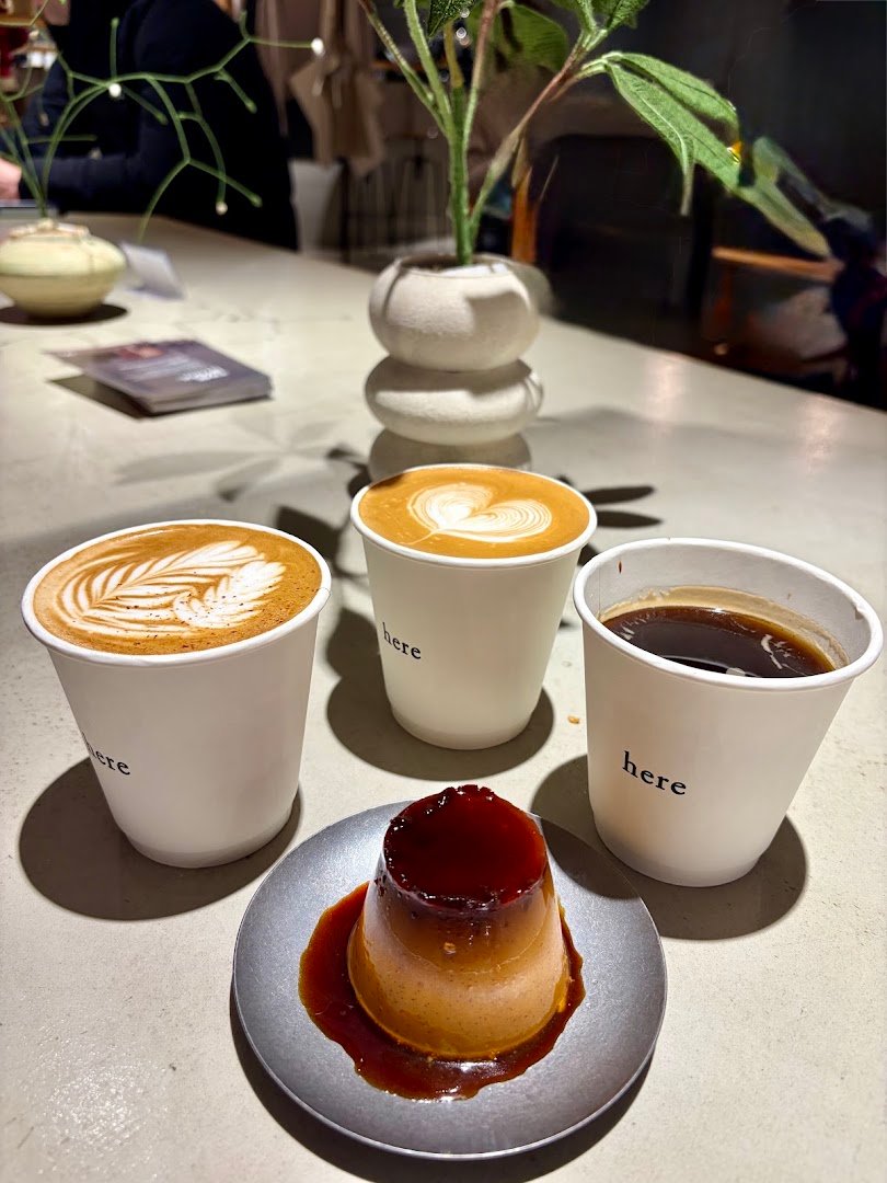 here Kyoto specialty coffee shop in Kyoto - photo 10