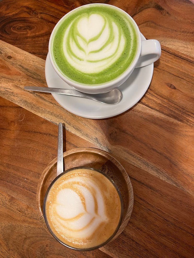 EARLY Specialty Coffee Bar specialty coffee shop in Budapest - photo 3