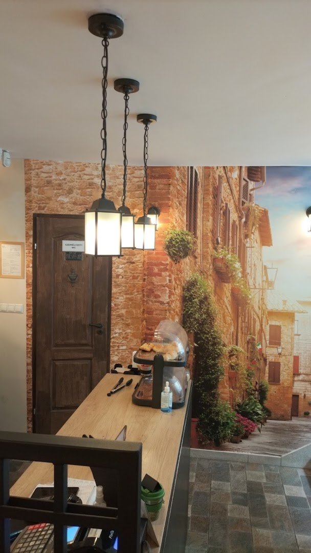 EARLY Specialty Coffee Bar specialty coffee shop in Budapest - photo 7
