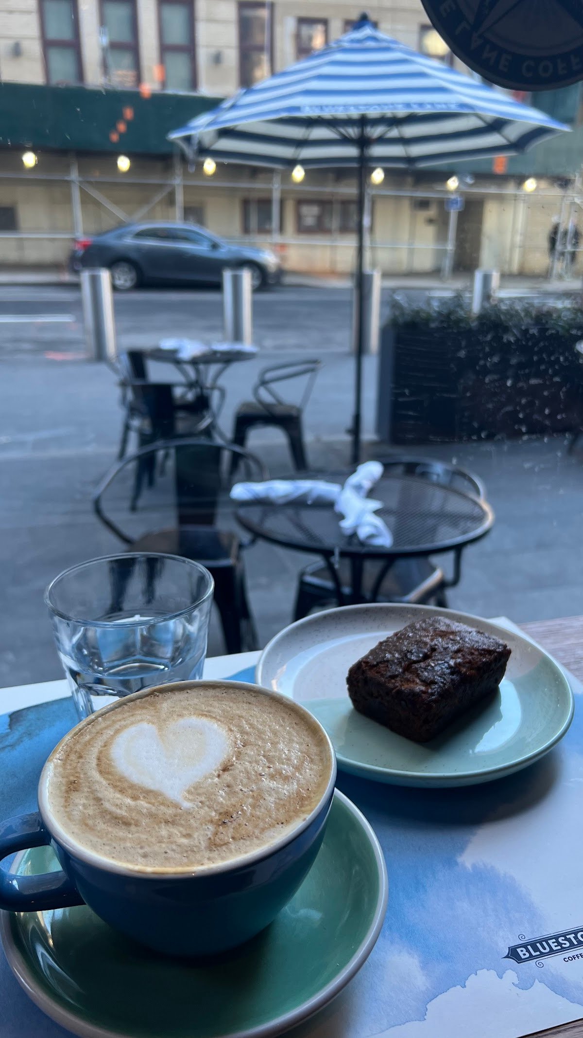 Bluestone Lane Manhattan West Café specialty coffee shop in New York - photo 4