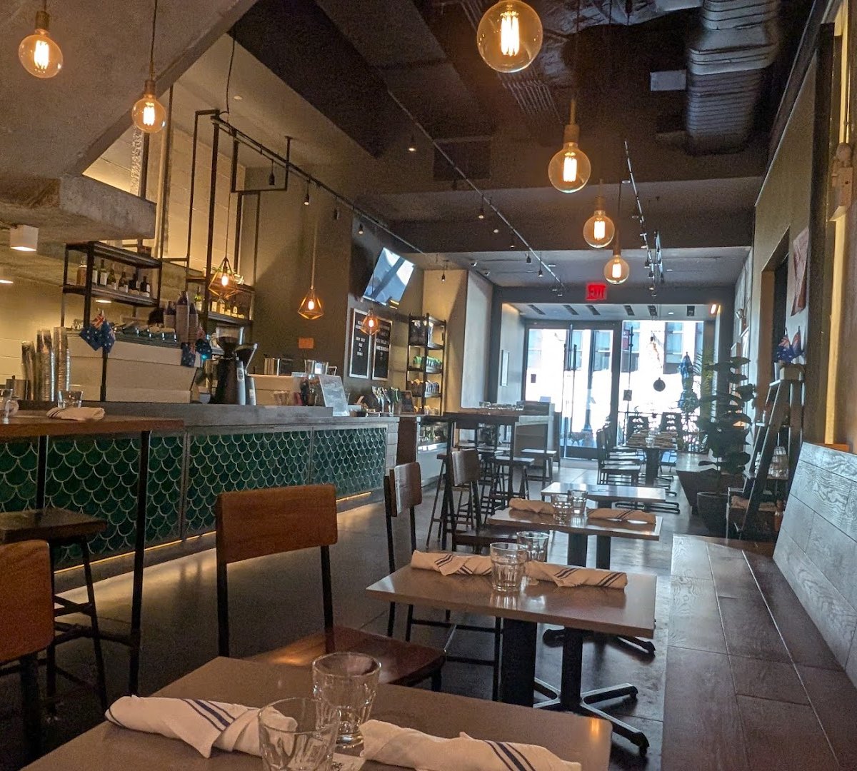 Bluestone Lane Manhattan West Café specialty coffee shop in New York - photo 8