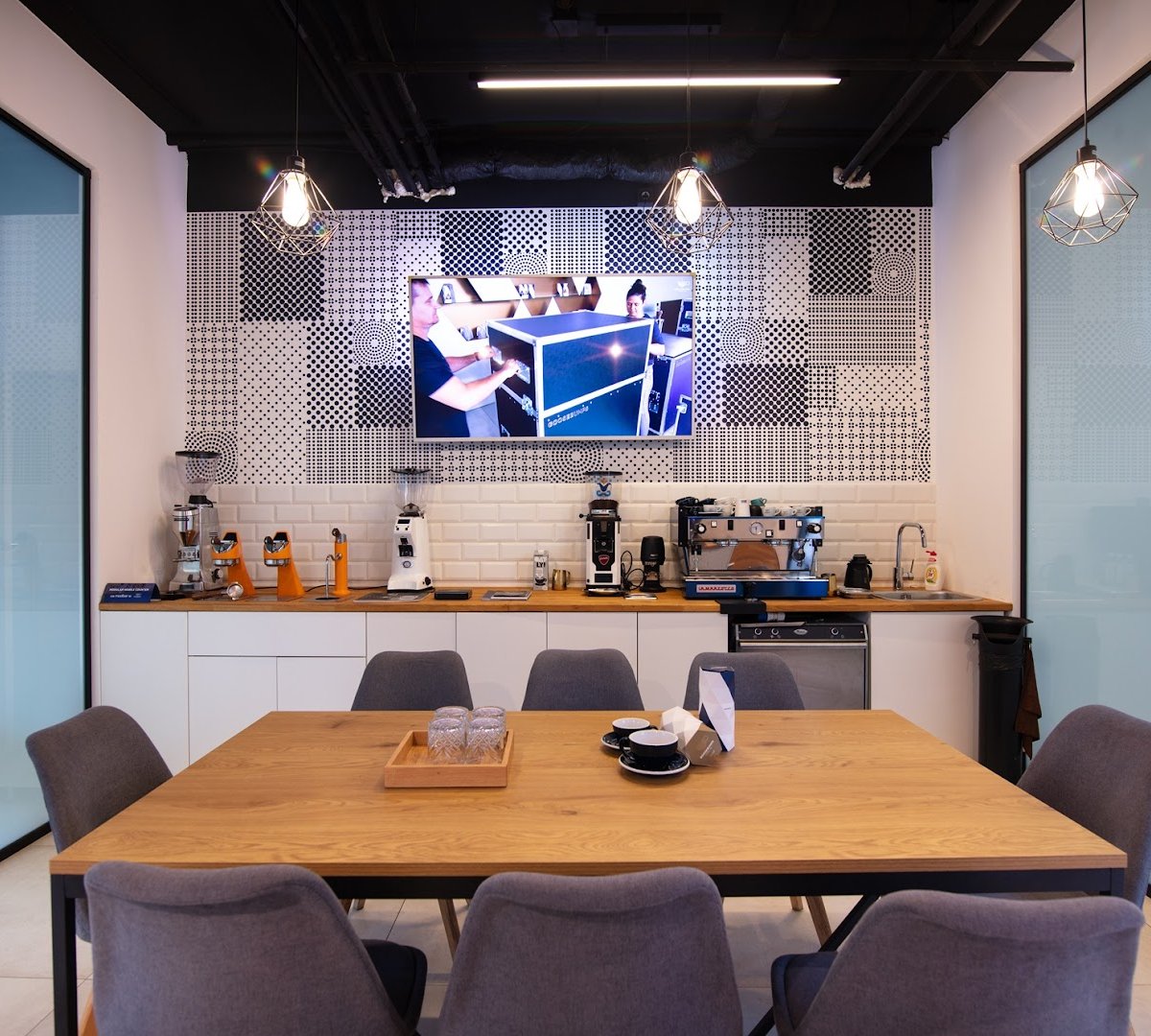 Goosebumps Coffee Lab - Vegán Specialty Kávézó és Showroom specialty coffee shop in Budapest - photo 7