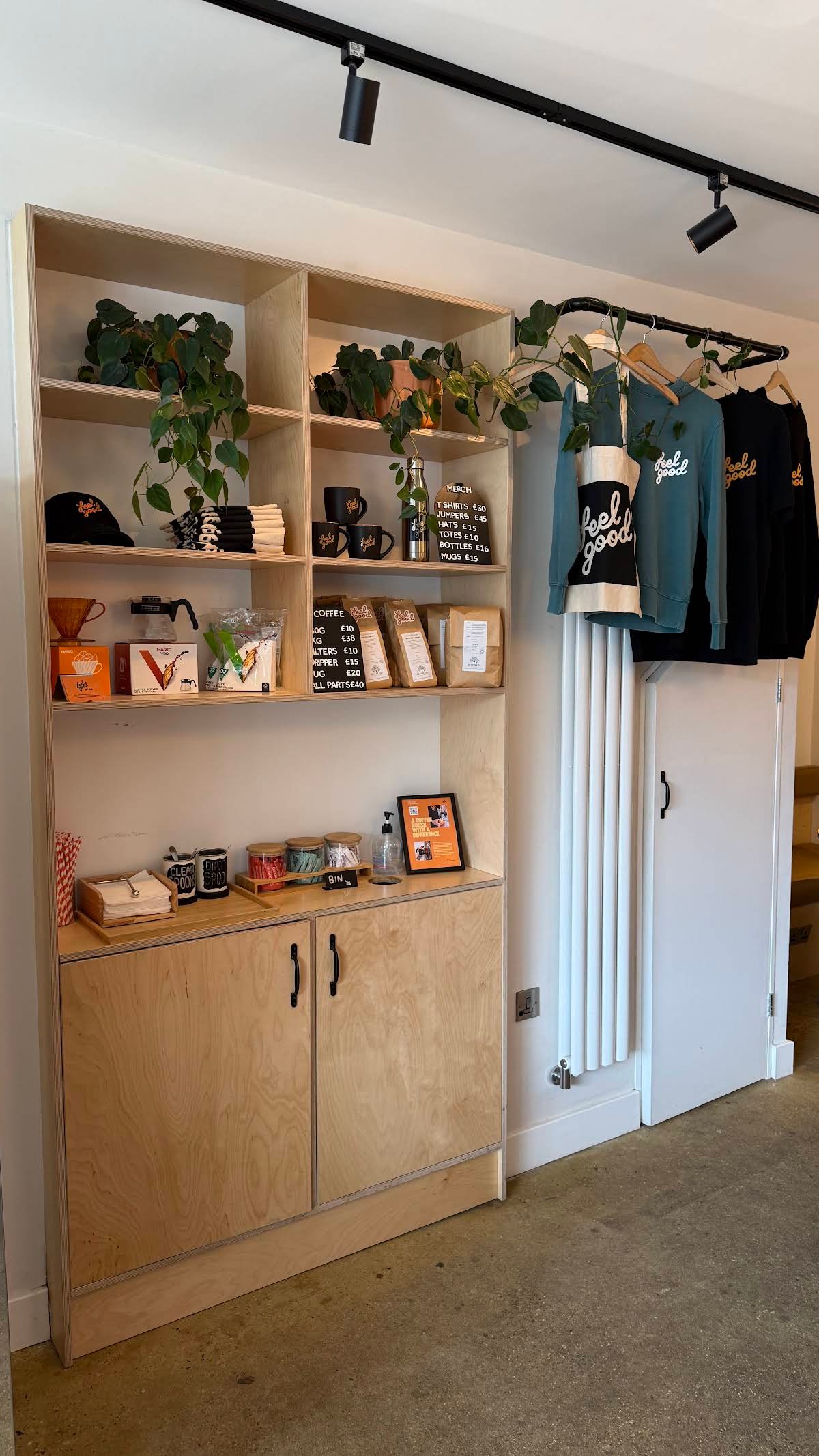 Feel Good Coffee House specialty coffee shop in London - photo 12