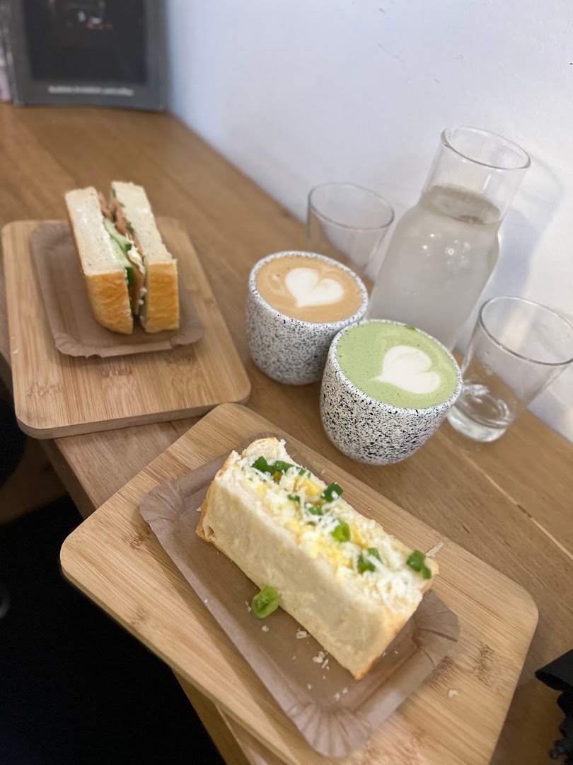 Coffee at Commercial - The Project, specialty coffee shop in Zurich