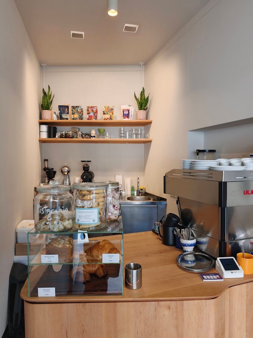 Interior of Kaffätscherl - Specialty Coffee, specialty coffee shop in Vienna