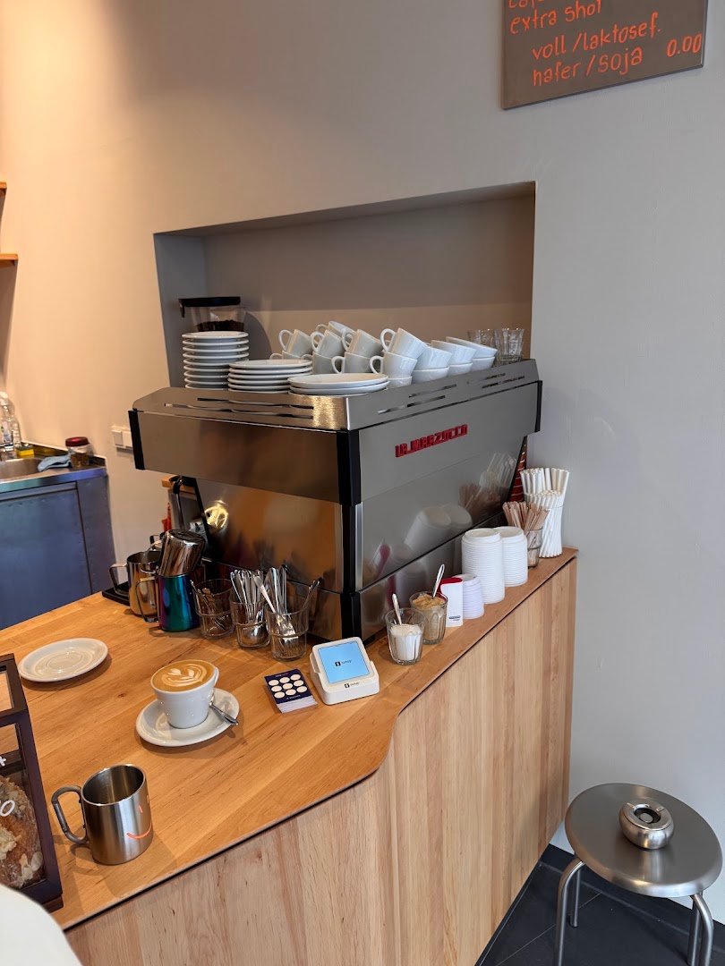 Interior of Kaffätscherl - Specialty Coffee, specialty coffee shop in Vienna