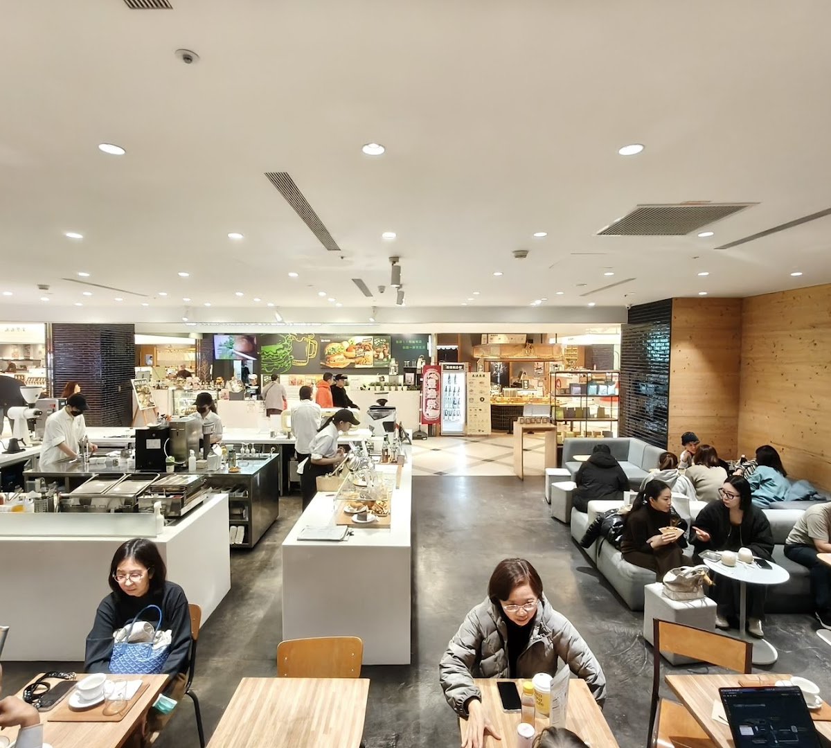 Fika Fika Cafe A13 specialty coffee shop in Taipei - photo 6