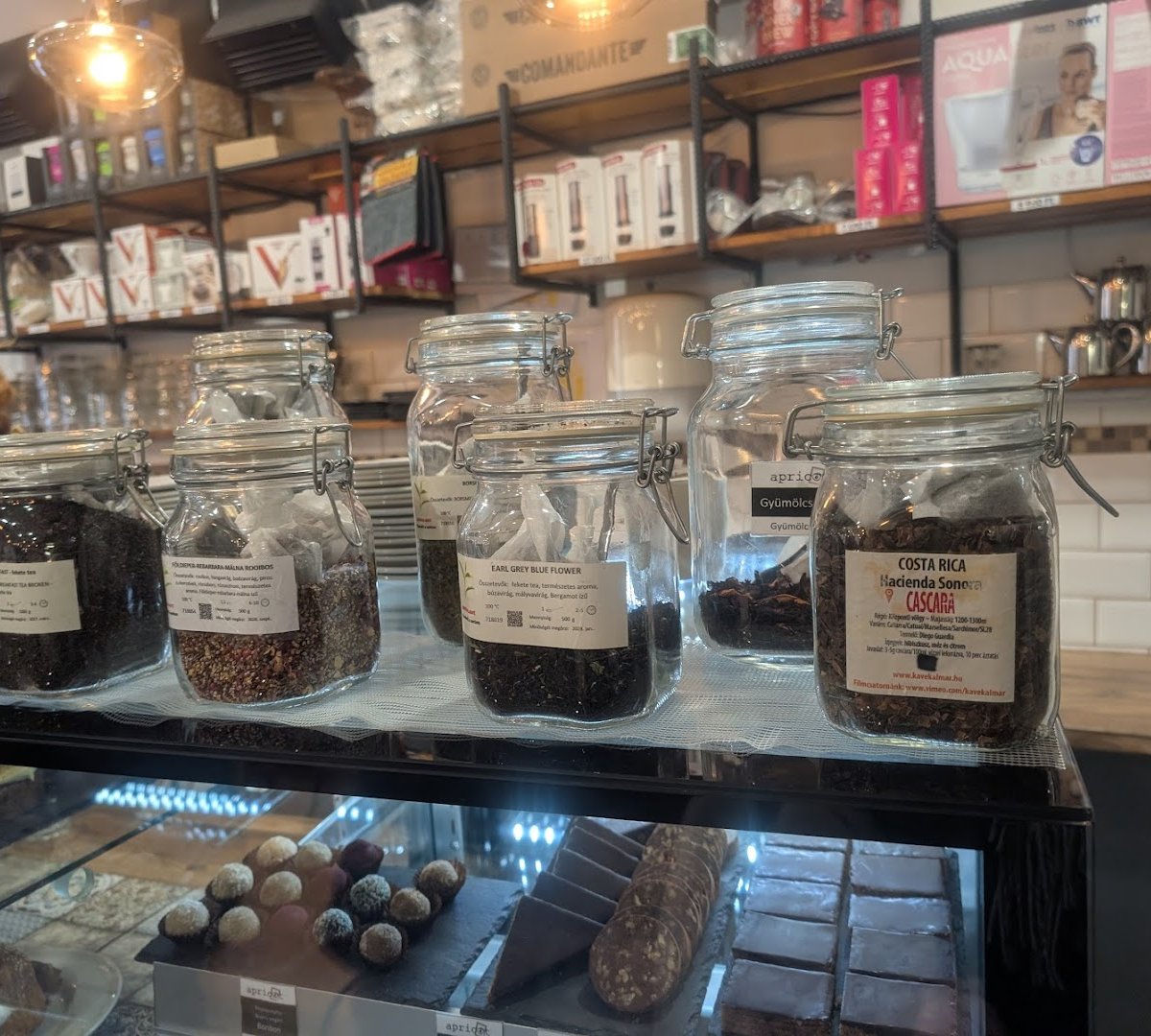 Apricot Coffee specialty coffee shop in Budapest - photo 5