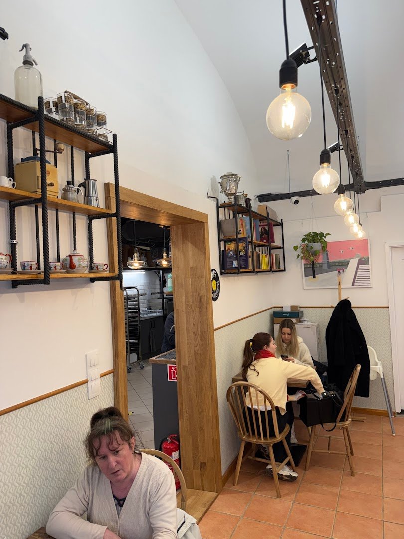 Apricot Coffee specialty coffee shop in Budapest - photo 8