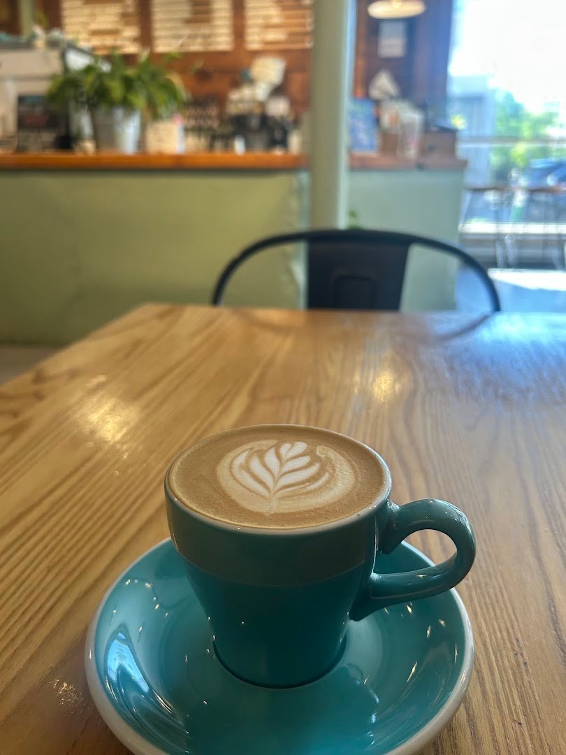 Coffee at Café Névé, specialty coffee shop in Montreal