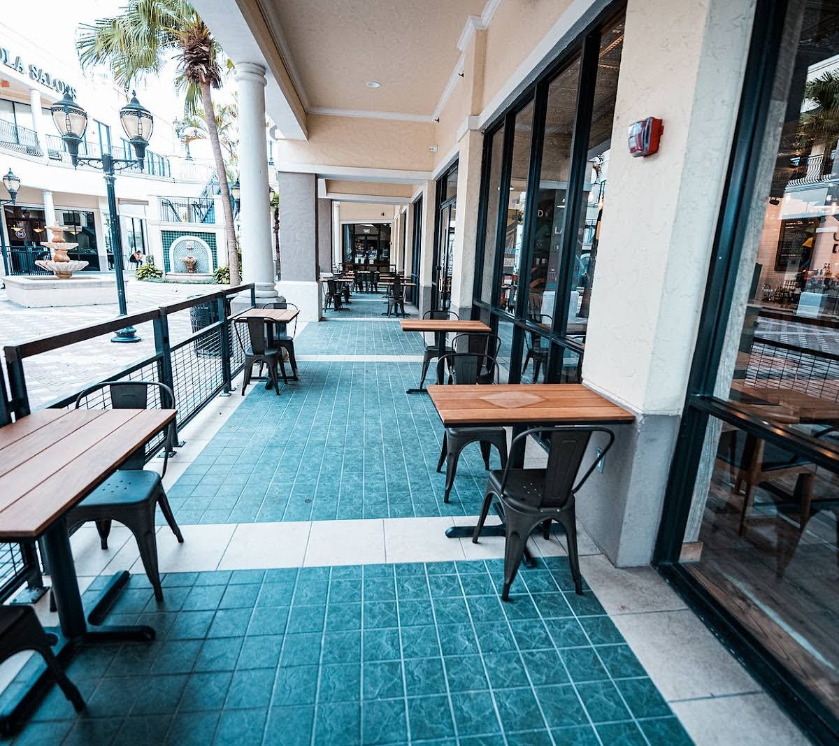 Foxtail Coffee Co and Kelly’s Ice Cream - Sand Lake specialty coffee shop in Orlando - photo 14