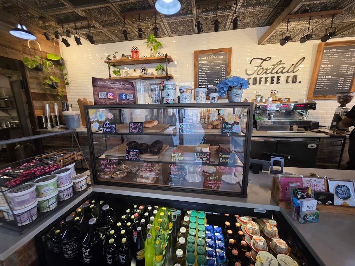 Foxtail Coffee Co and Kelly’s Ice Cream - Sand Lake specialty coffee shop in Orlando - photo 2