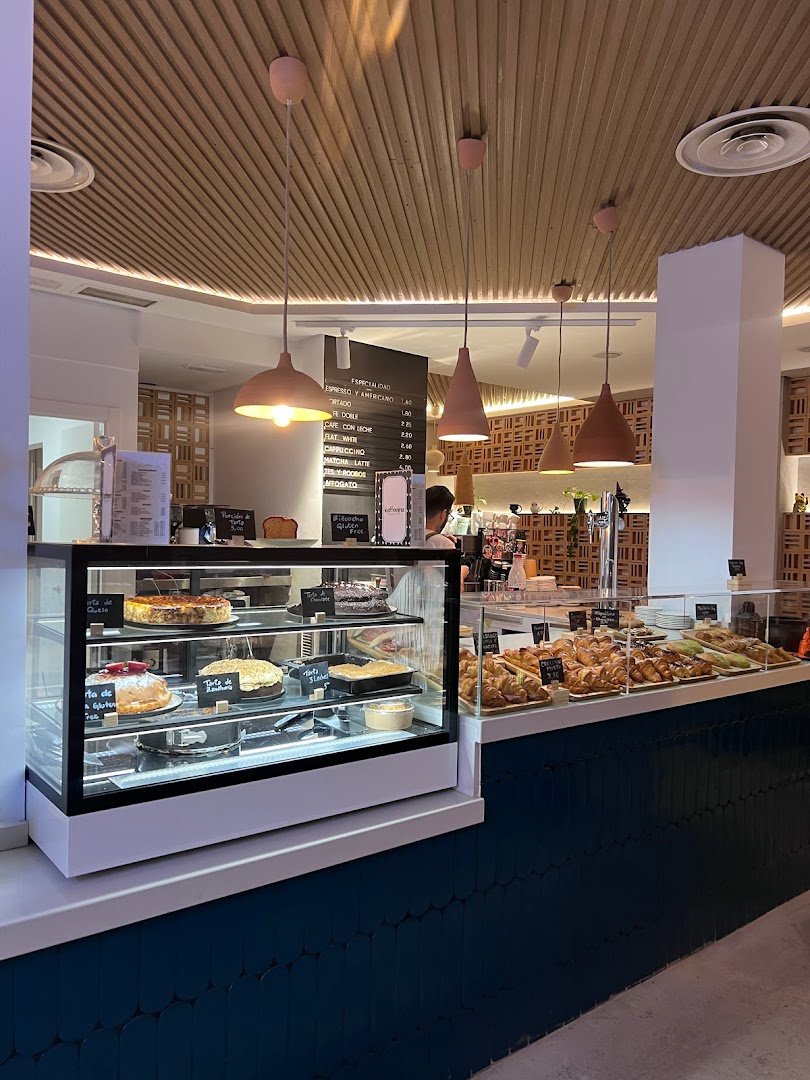 KAFFEEINA specialty coffee shop in Madrid - photo 9