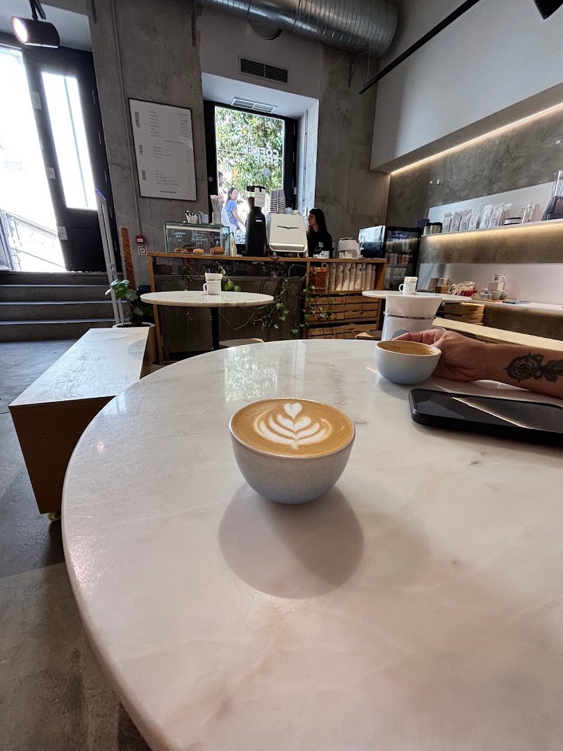 Coffee at SO Coffee Roasters, specialty coffee shop in Lisbon