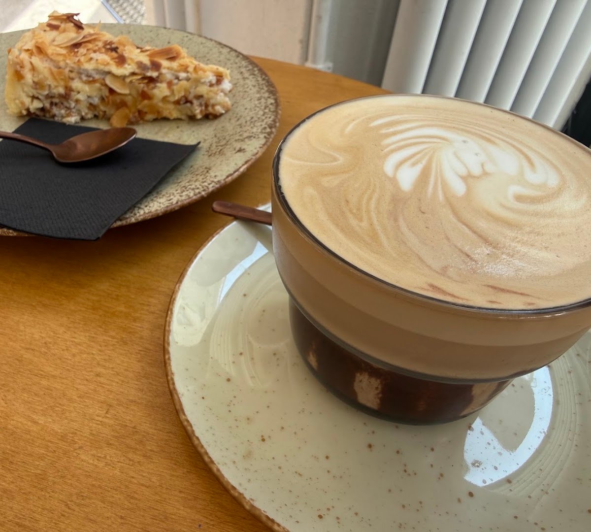 Coffee at Łoskot Cafe X Prześniona, specialty coffee shop in Warsaw