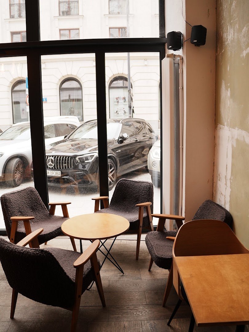 Interior of Łoskot Cafe X Prześniona, specialty coffee shop in Warsaw