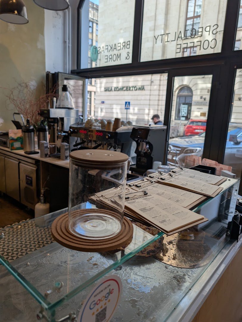 Interior of Łoskot Cafe X Prześniona, specialty coffee shop in Warsaw