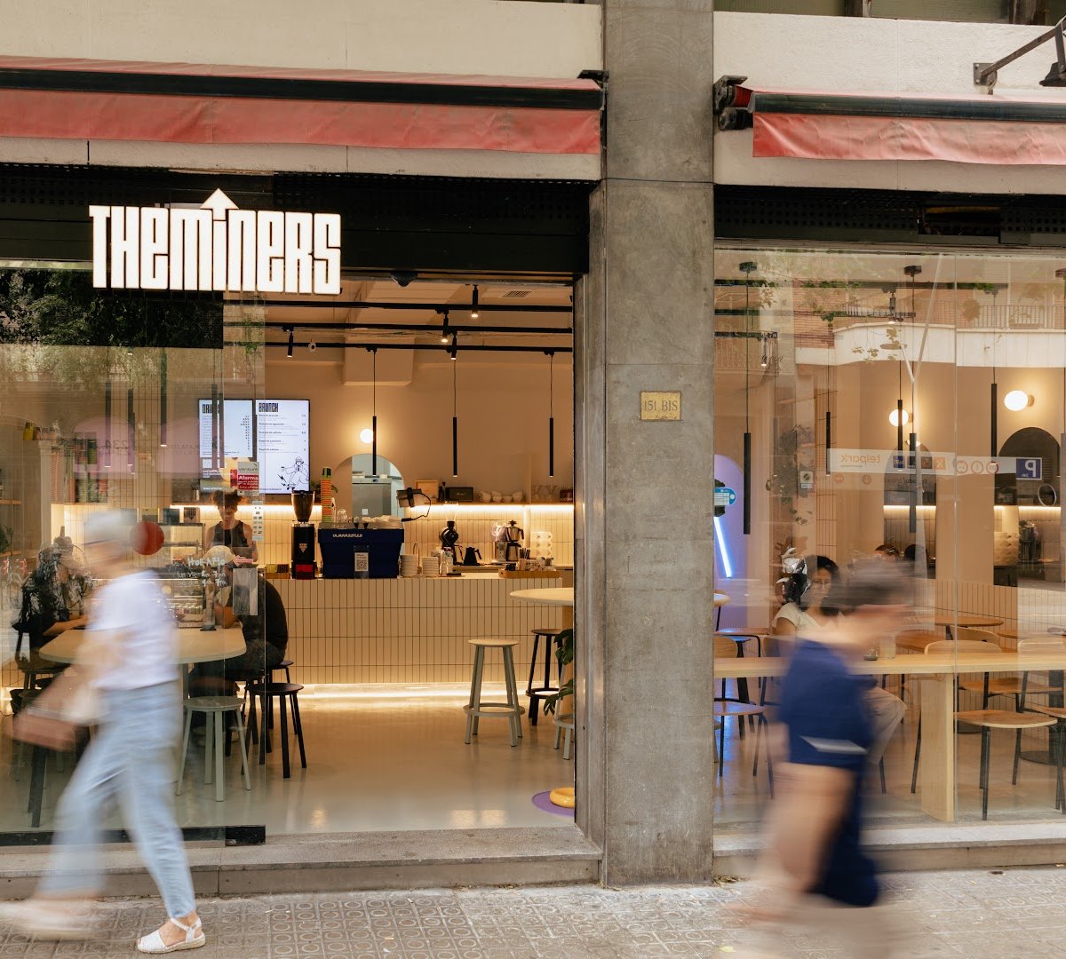 The Miners Coffee Hospital Clinic specialty coffee shop in Barcelona - photo 8