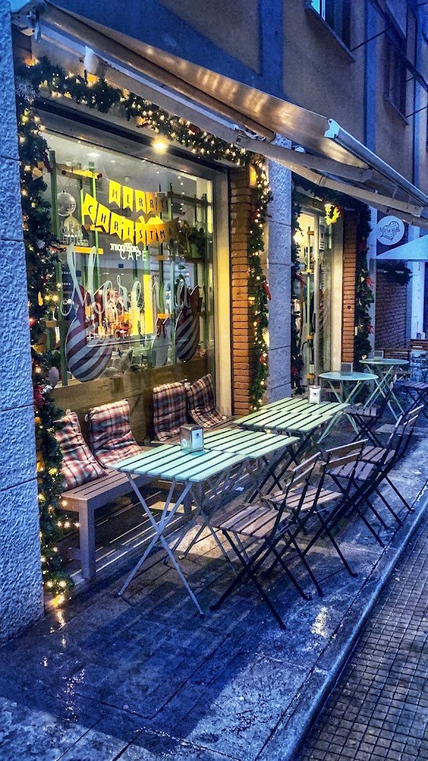 Storefront of Café Merenda, specialty coffee shop in Rome