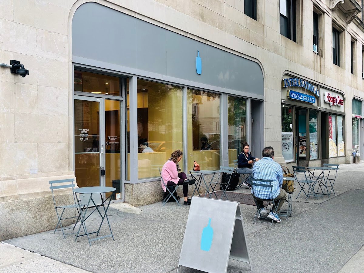 Blue Bottle Coffee specialty coffee shop in New York - photo 2