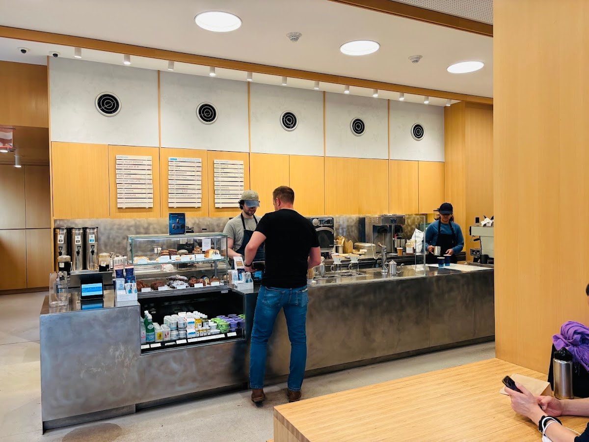 Blue Bottle Coffee specialty coffee shop in New York - photo 4