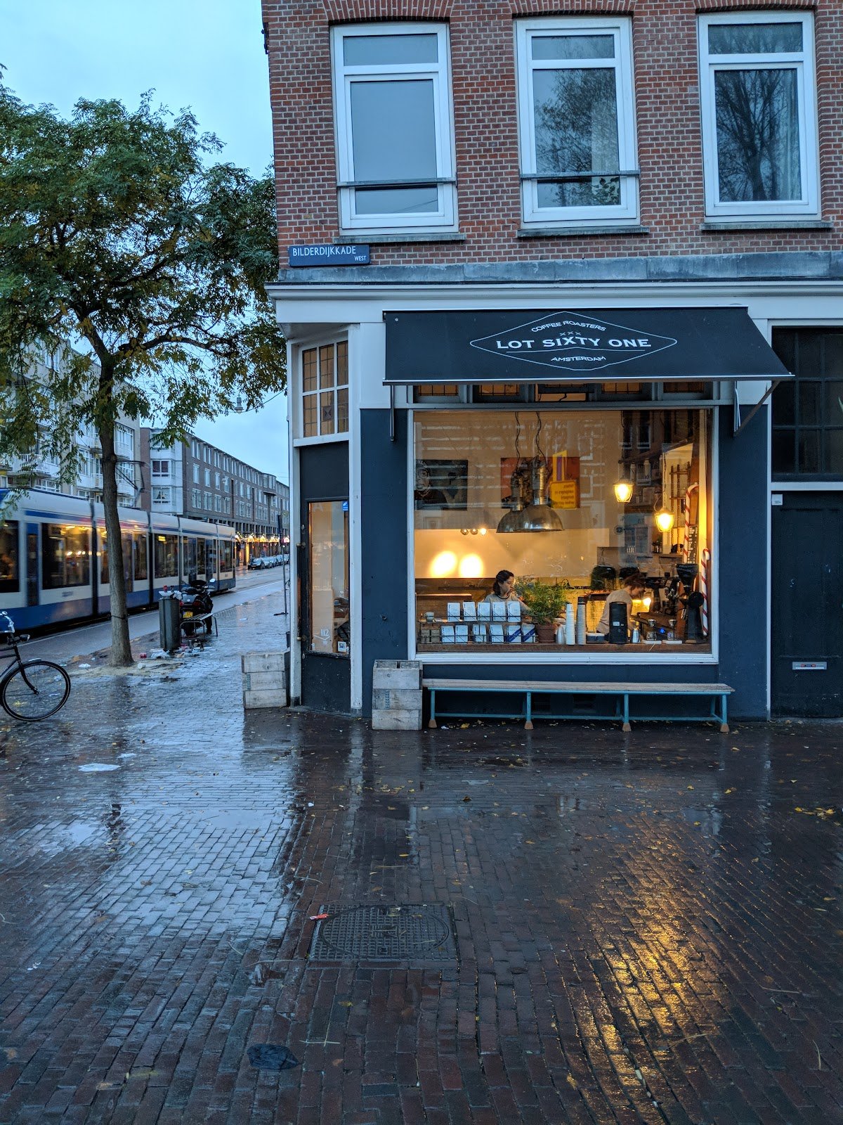 LOT61 Coffee Roasters specialty coffee shop in Amsterdam - photo 2