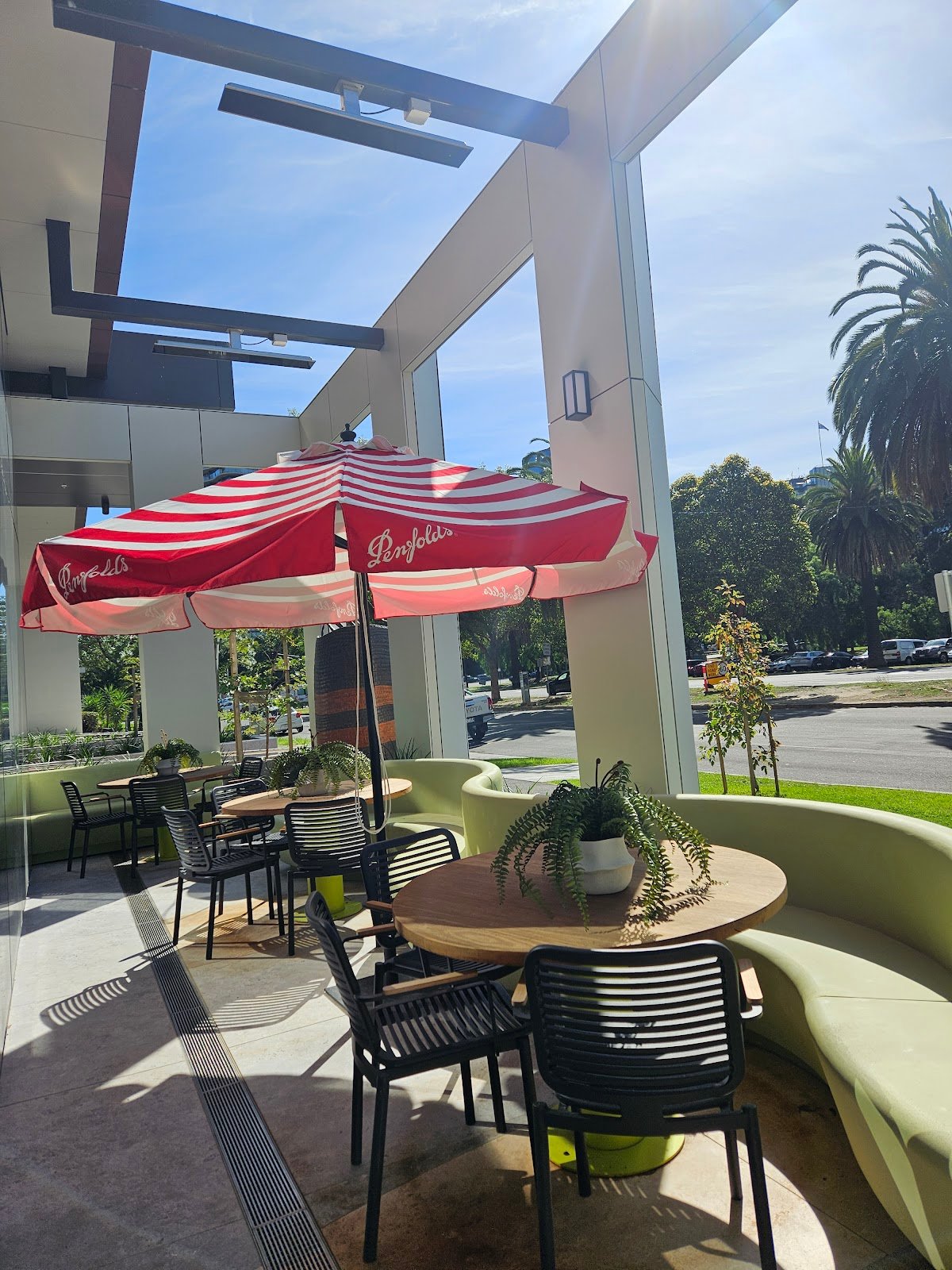 Corner Stone Café specialty coffee shop in Melbourne - photo 2