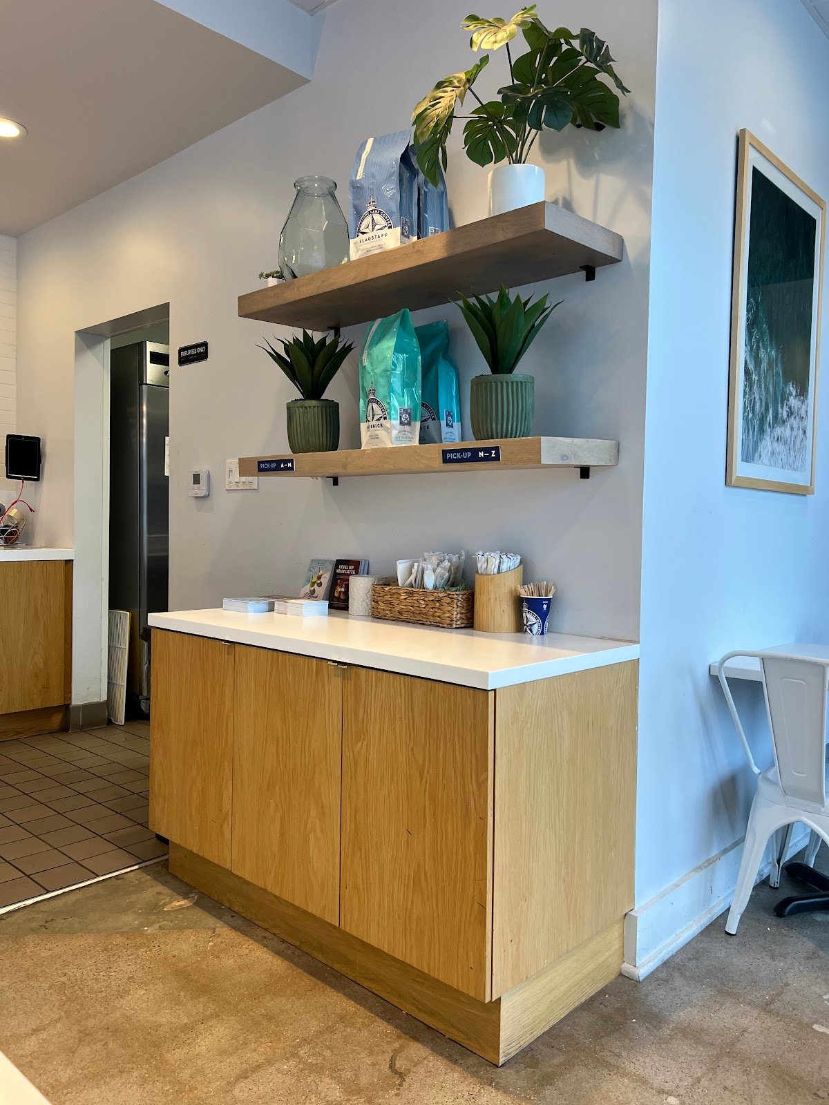 Bluestone Lane Post Oak Plaza Coffee Shop specialty coffee shop in Houston - photo 6