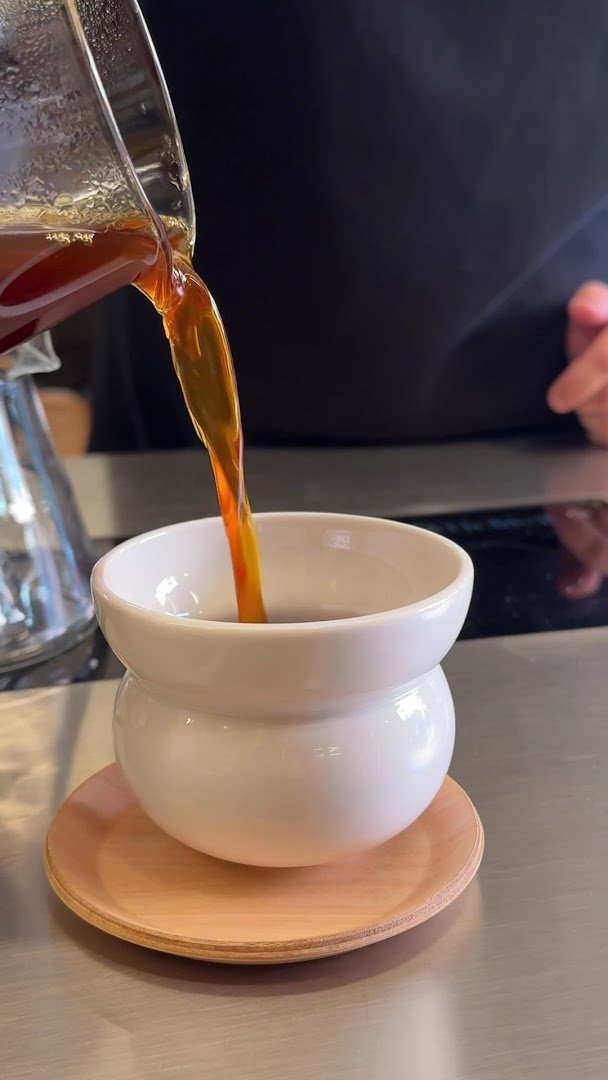 Hola Coffee Roastery specialty coffee shop in Madrid - photo 8