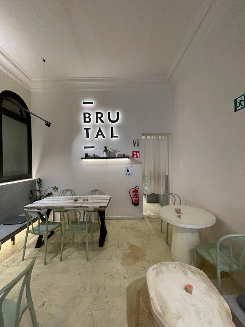 BRUTAL specialty coffee shop in Madrid - photo 3
