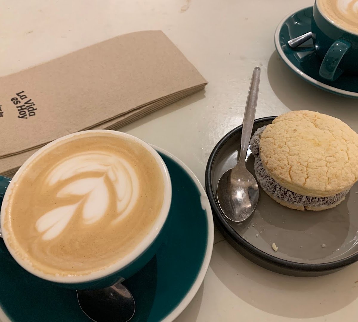 BRUTAL specialty coffee shop in Madrid - photo 6