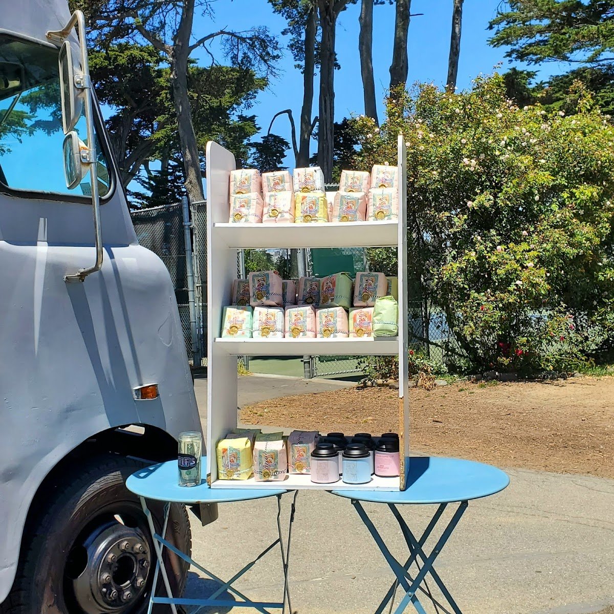 Lady Falcon Coffee Club specialty coffee shop in San Francisco - photo 5