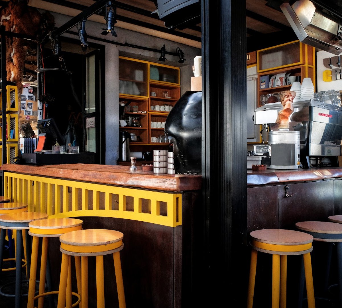 Just Coffee & Roastery specialty coffee shop in Istanbul - photo 4