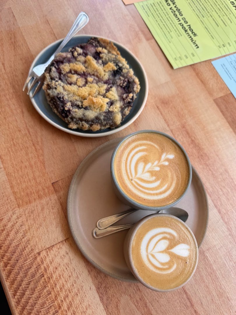 Coffee at Vratislavka, specialty coffee shop in Prague