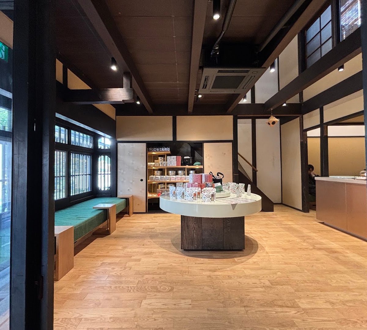 IN THE COFFEE KYOTO × LiLo Coffee Roasters specialty coffee shop in Kyoto - photo 5