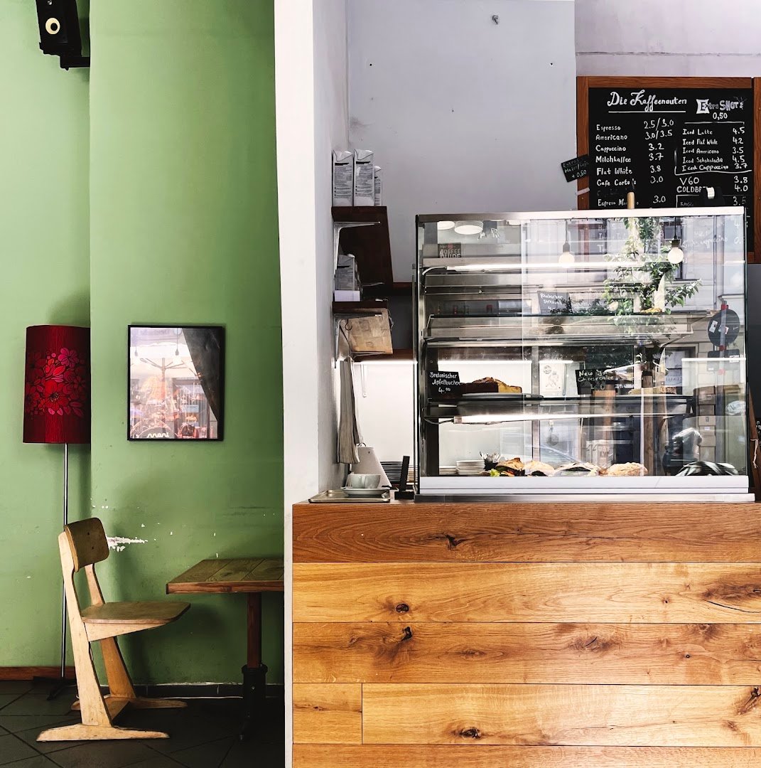 die Kaffeenauten specialty coffee shop in Berlin - photo 2