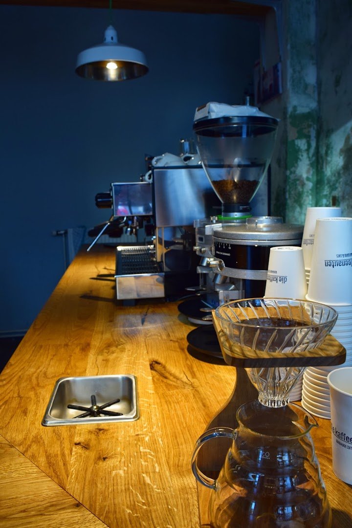 die Kaffeenauten specialty coffee shop in Berlin - photo 3