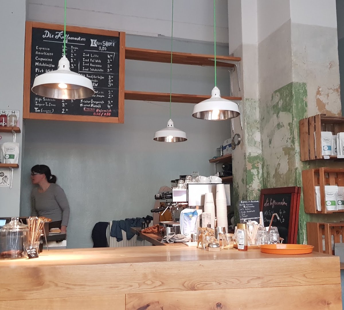 die Kaffeenauten specialty coffee shop in Berlin - photo 7