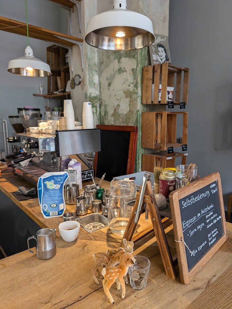 die Kaffeenauten specialty coffee shop in Berlin - photo 10