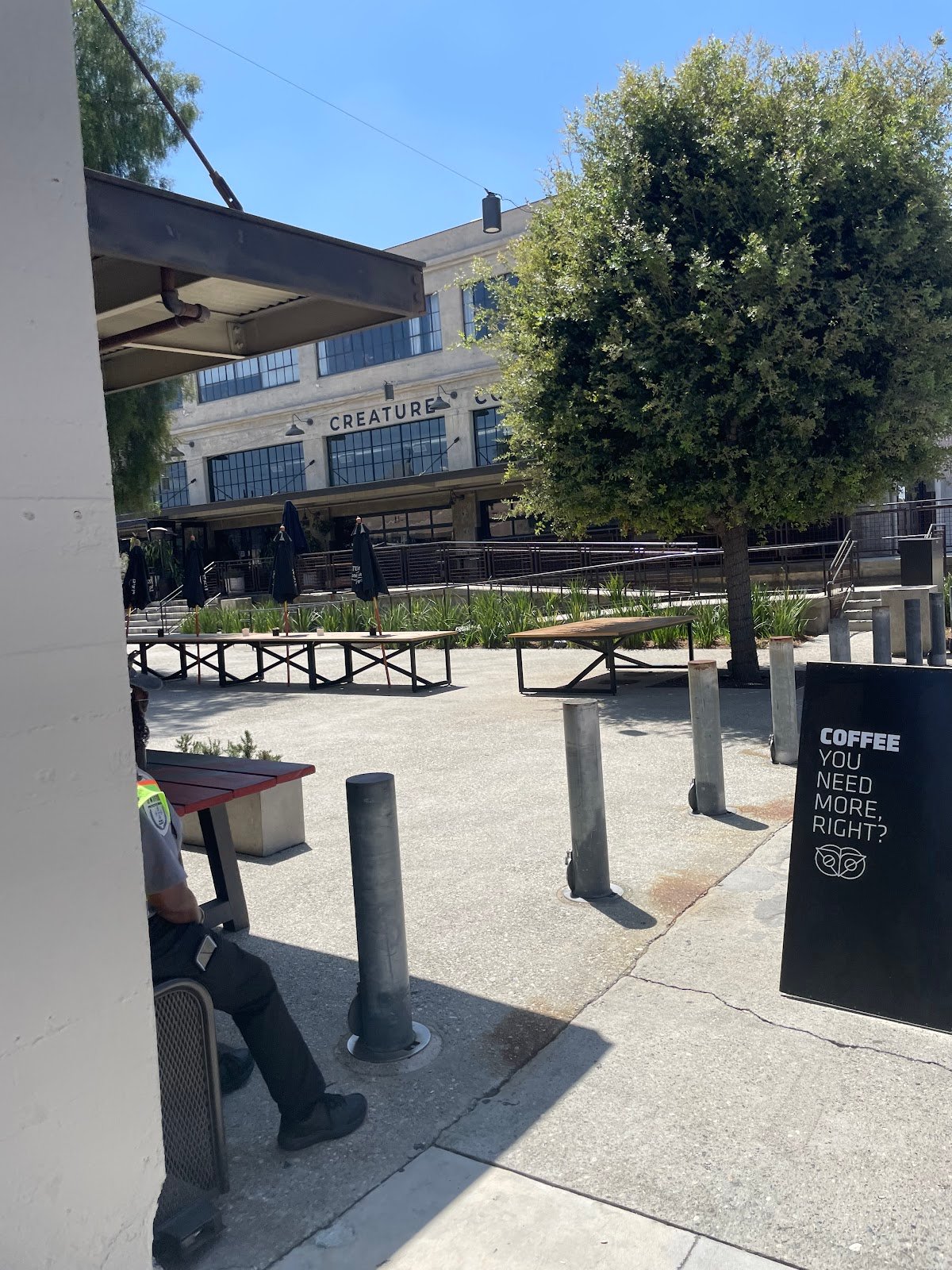 Cognoscenti Coffee Roasters specialty coffee shop in Los Angeles - photo 6