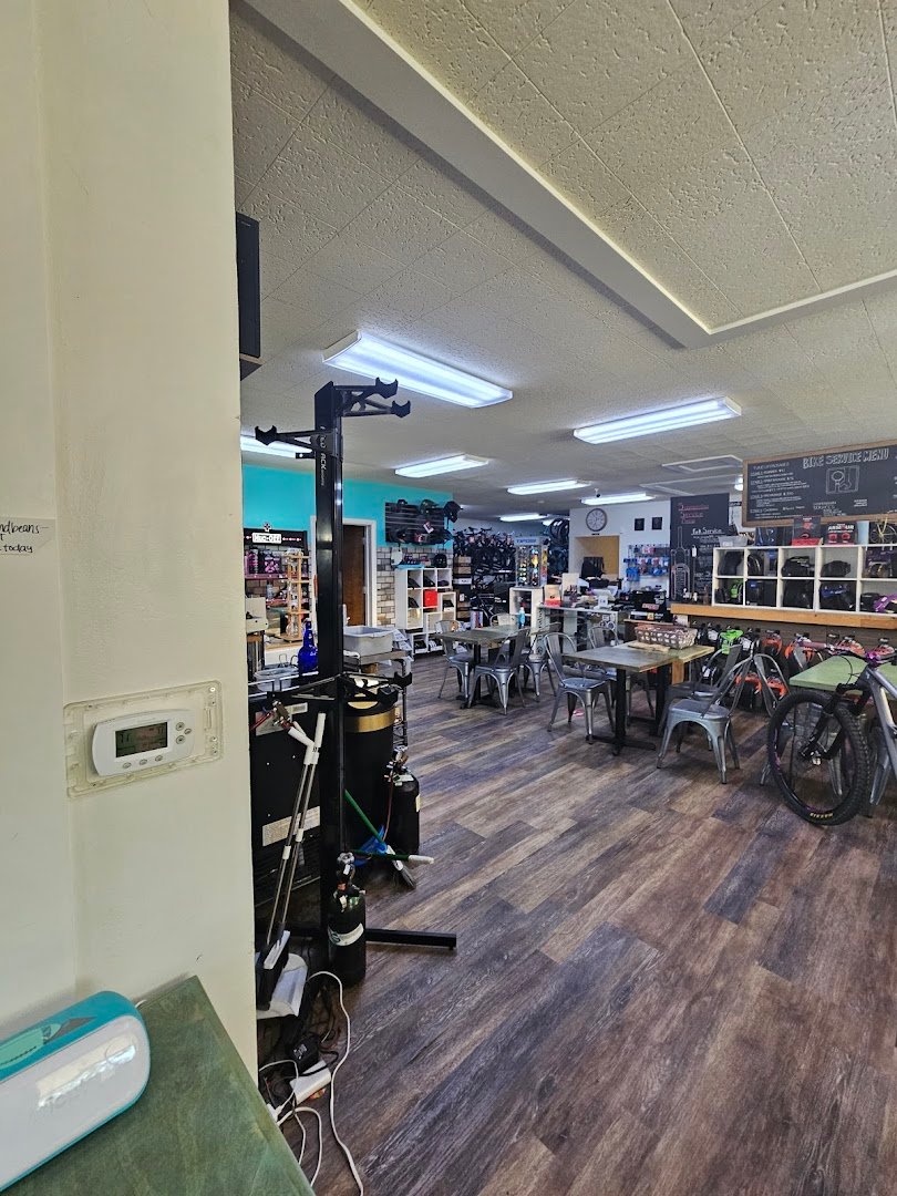 Bikes and Beans specialty coffee shop in Boise - photo 9